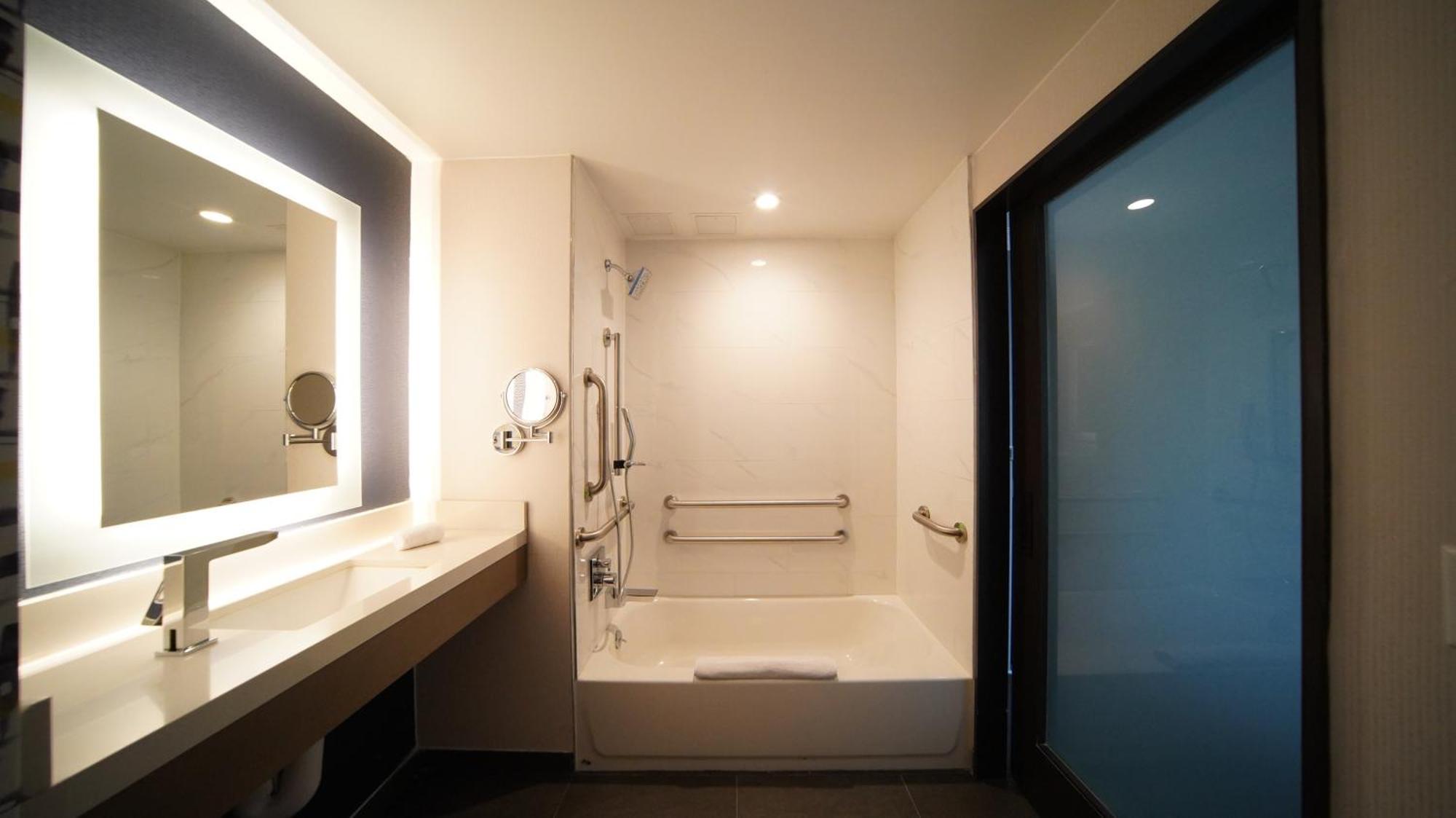 Doubletree By Hilton Long Island City, Ny New York Exterior foto